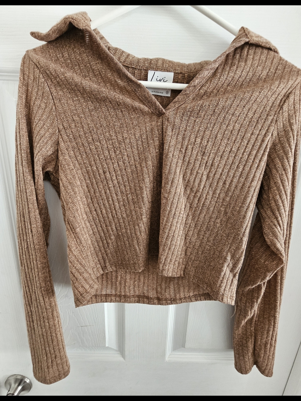 Ribbed Cropped Hoodie
